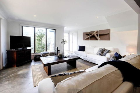 Anglers Cove - Accommodation Search 2