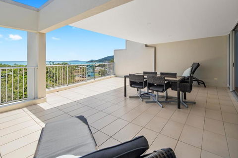 Airlie Beach Townhouse - Accommodation Search 4