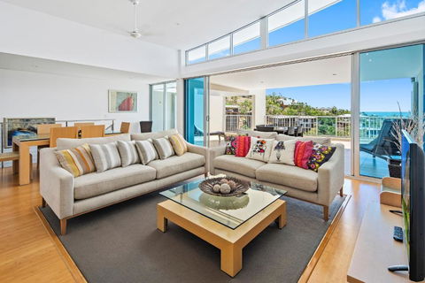 Airlie Beach Townhouse - Accommodation Search 1