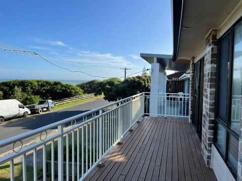 Amani Beach Haus, On The Beach - Accommodation Search 4