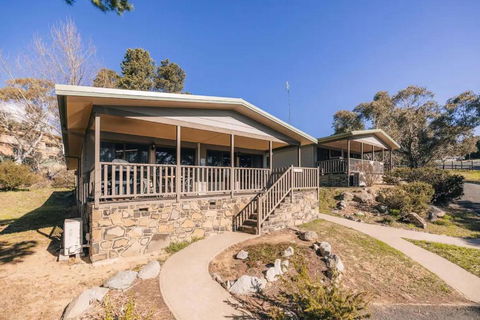 Alpine Activity Centre - Accommodation Search 0