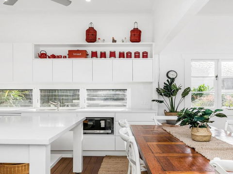 Alkira - Accommodation Search 3