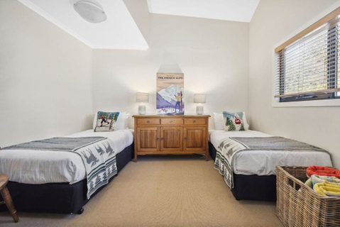 Albina - Accommodation Search 3