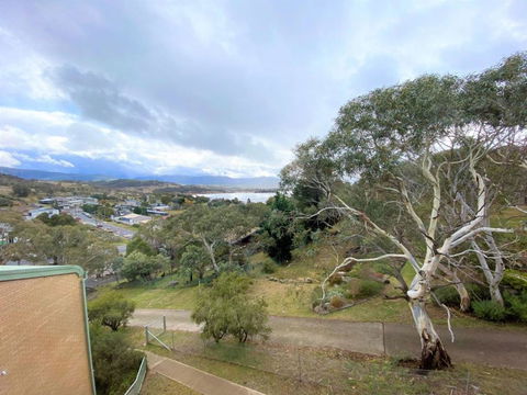 Alpine Mountain View 18 - 4BR L Mountain Views L Swimming Pool L Air-Con L WiFi - Accommodation Search 2