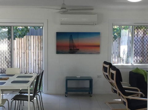 Airy Home - 3 Bedrooms & Office - Accommodation Search 4