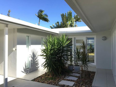 Airy Home - 3 Bedrooms & Office - Accommodation Search 0