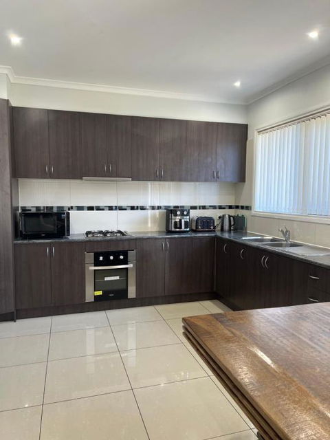 Alexina St Albans - Accommodation Search 4
