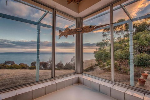 Antechamber Bay Retreats - Accommodation Search 0