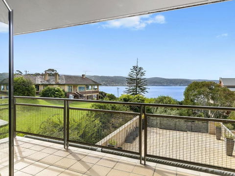 Apartment 29 Pacific Apartments - Accommodation Search 1