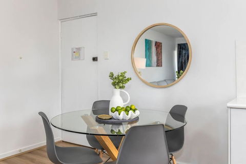 Apartment 8 Burswood - Accommodation Search 1