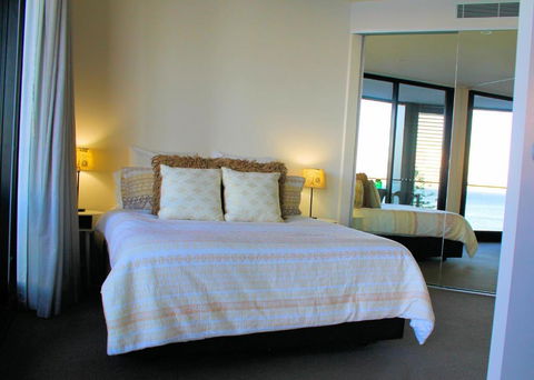 Apartment On King Street - Accommodation Search 4