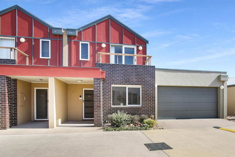 Apartments On Church - Unit 7 - Accommodation Search 0