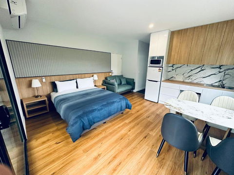 Apollo Dream Suites - Accommodation Search 1