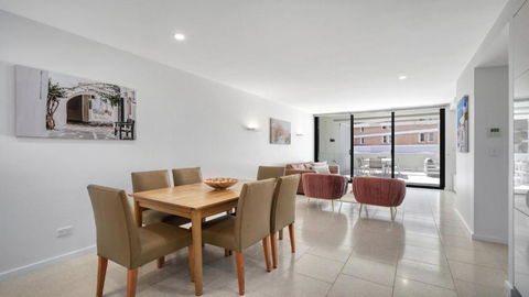 Apollo Short Walk To Beach Accom Holidays - Accommodation Search 2