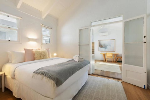 Apollo Studio - Accommodation Search 2