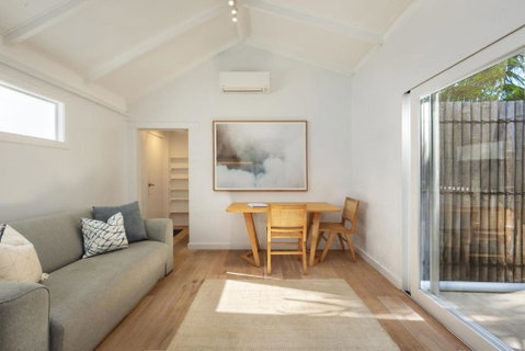 Apollo Studio - Accommodation Search 1