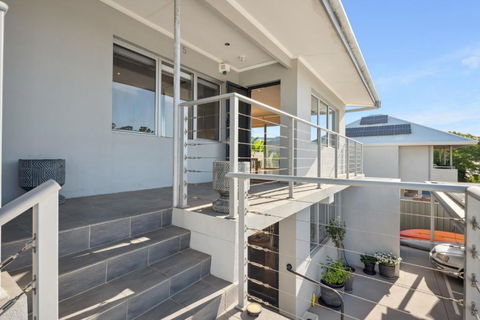 Applecross Riverside Apt - Accommodation Search 4