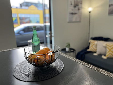 Apt With Aircon & Loft Bedroom Great Location - Accommodation Search 3