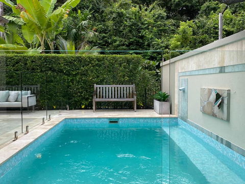 AQUA Beachfront Villa Port Douglas - Accommodation Search 4