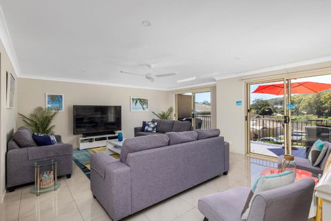Aqua Lagoon - Great Family Beach Getaway - Accommodation Search 2