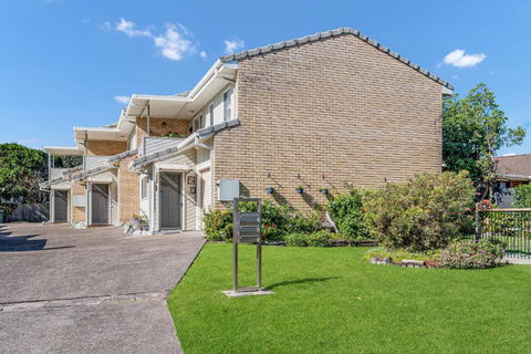 AquaLakeCathie - Accommodation Search 1