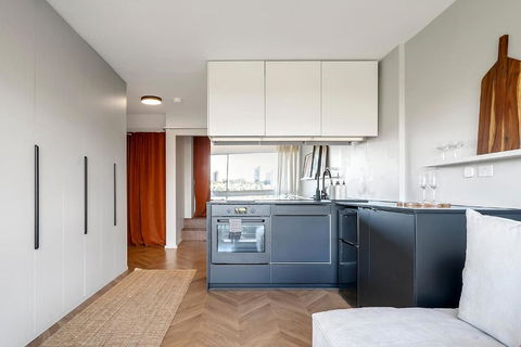 Aquarius - Luxe Inner City Abode - Accommodation Search 3