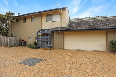 Aquarius Townhouse - Accommodation Search 4