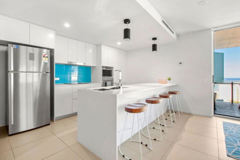 Aquaview Unit 304 Kings Beach - Accommodation Search 2