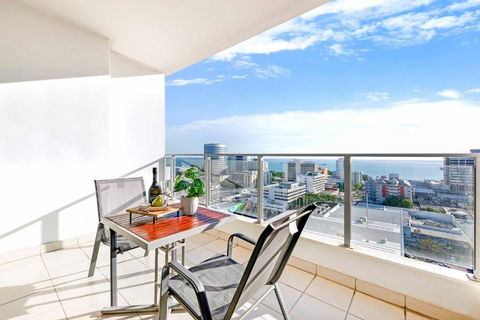 Arafura Suites - Dual-Studio Resort-style Getaway - Accommodation Search 2