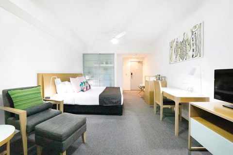 Arafura Suites - Dual-Studio Resort-style Getaway - Accommodation Search 4