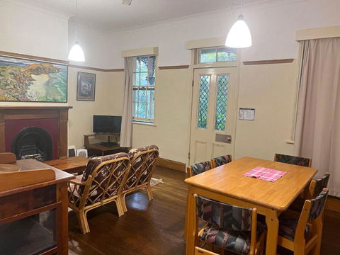 Arakoon House 2 - Bring Your Own Linen - Accommodation Search 4