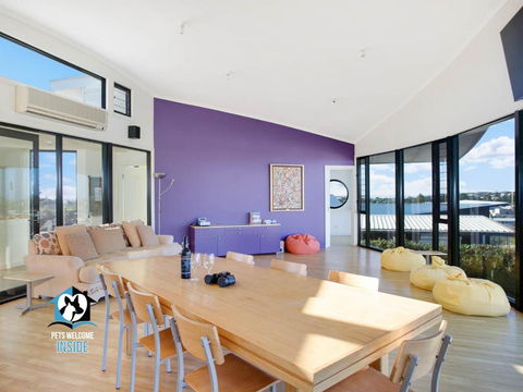 Architect Designed Beach House With Sweeping Views - Accommodation Search 2