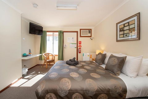 Ardrossan Hotel Motel - Accommodation Search 3
