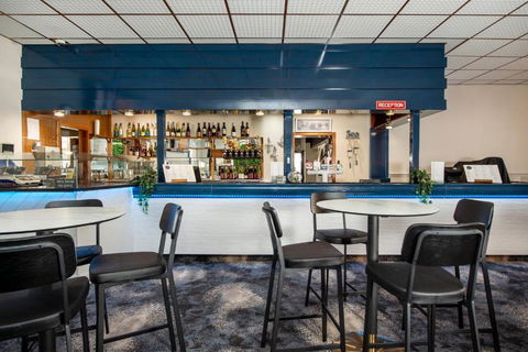 Ardrossan Hotel Motel - Accommodation Search 1