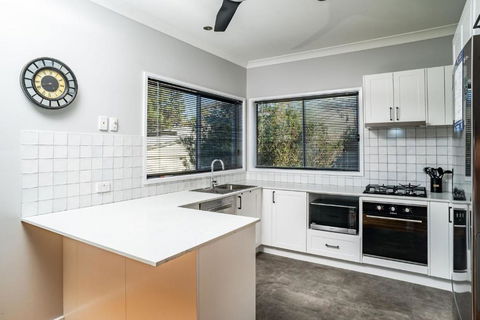 Aspect 2 8 Poley Cow - Accommodation Search 3