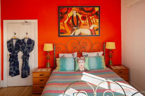 Assemblage Boutique Art B & B - Accommodation Search 3