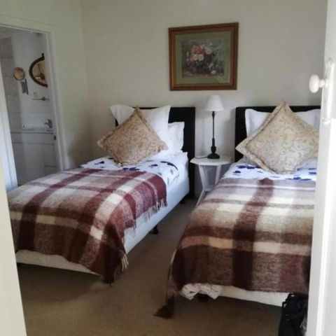 Astley Cottage - Accommodation Search 1