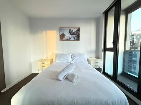 Astonishing 2B2B UpperWestSide Residence Opposite Southern Cross Station - Accommodation Search 3