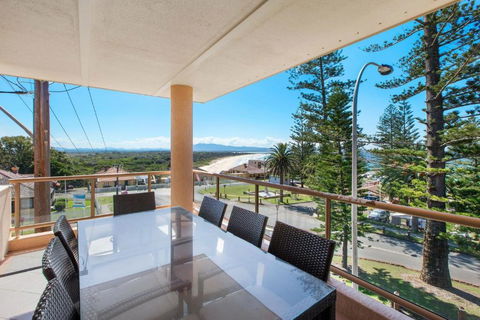 Astor Apartment 2 - Bring Your Own Linen - Accommodation Search 3