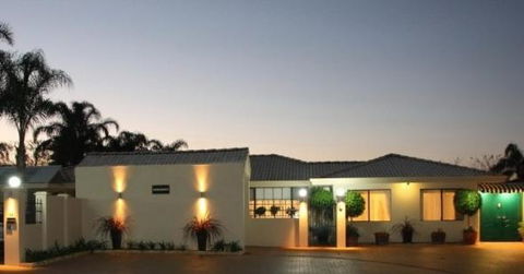 Astoria Retreat Bed & Breakfast - Accommodation Search 0
