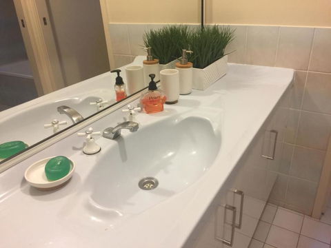 At Holiday House - Accommodation Search 4