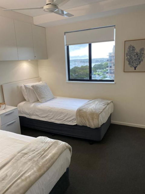At The Beach Mooloolaba, Private Rooftop With Spa, 50m To Beach, Surfclub And Esplanade - Accommodation Search 3