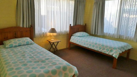 Aurora D - S, 2 - 13 Pacific Pde - Accommodation Search 4