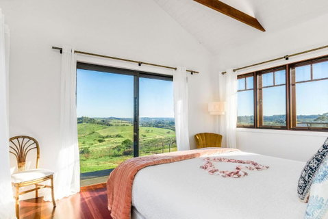 Aurora House - Accommodation Search 2