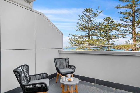 Austi Beach Escape - A Dreamy Oceanfront Haven - Accommodation Search 2