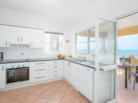 Avalon 2 - Accommodation Search 2