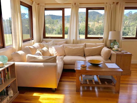 Avalon River Retreat - 400 Acre Riverside Oasis - Accommodation Search 3