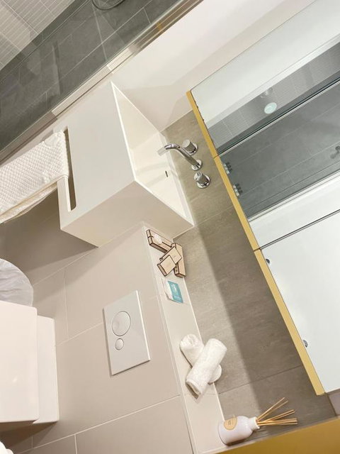 Avant - Accommodation Search 1