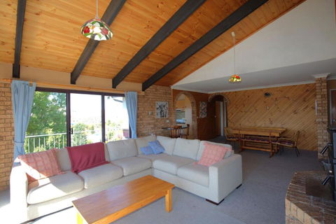 Aviemore - 2 14 Cobbodah Street - Accommodation Search 2
