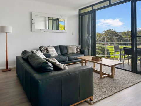Avoca Coastal Retreat - Unit 13 Avoca Palms Resort - Accommodation Search 1